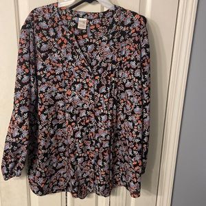 Terra & Sky long sleeve black and flower print tie back blouse. Size 14W